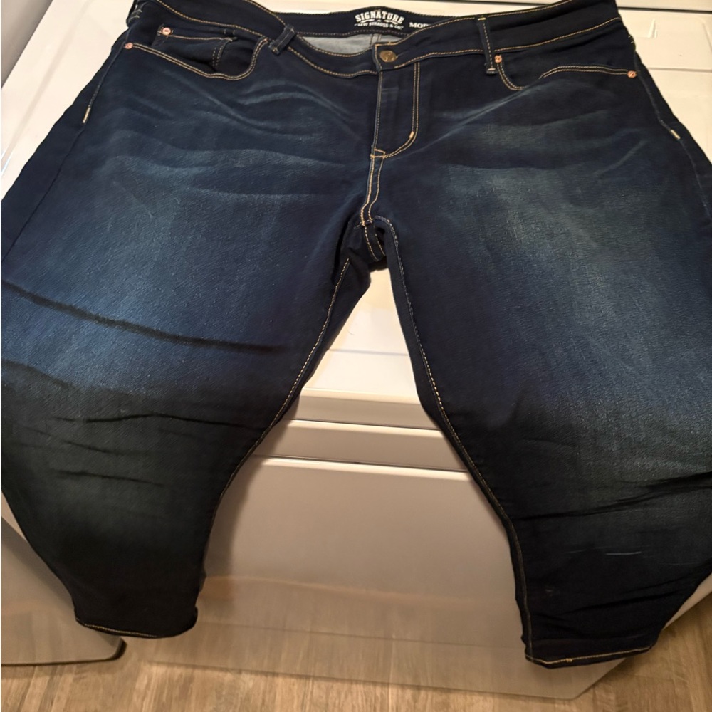 Levi's Women's Skinny Jeans in Dark Blue